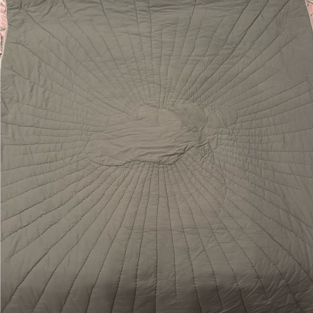 Pottery Barn Kids Millennium Falcon Quilt, Full - Picture 2 of 4